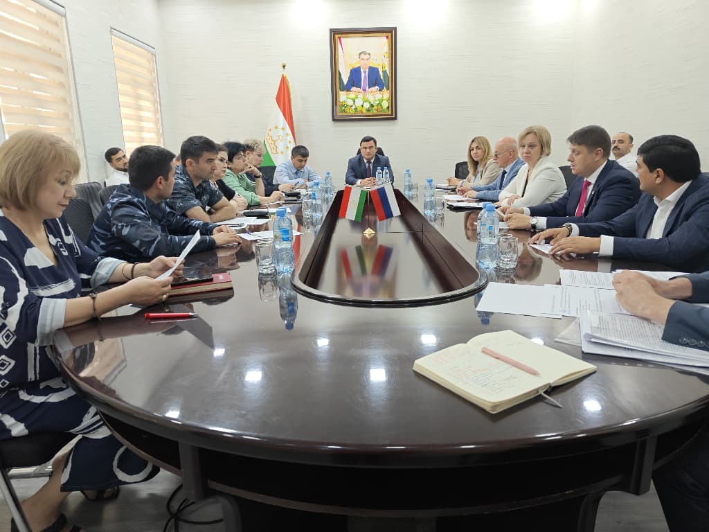 БАРГУЗОРИ СЕМИНАР-МАШВАРАТ ДАР МАВЗӮИ СОДДАГАРДОНИ РАСМИЁТИ САВДО БАЙНИ ҶУМУҲУРИИ ТОҶИКИСТОН ВА ФЕДЕРАТСИЯИ РОССИЯ